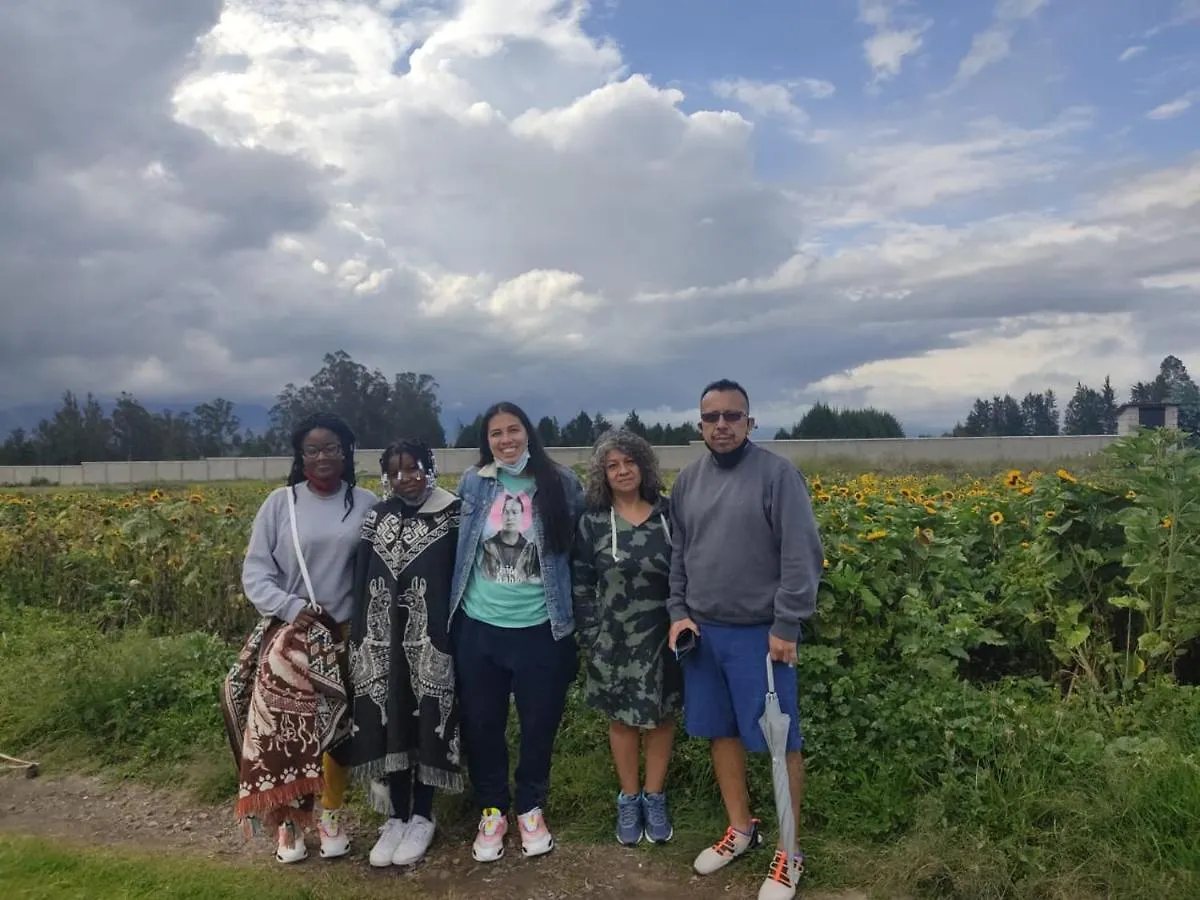 Hospedaje El Girasol Tababela Quito
